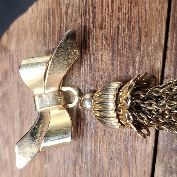 ‎B572 - Picture 2 of 3